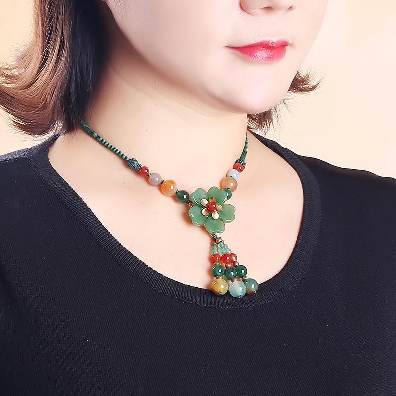 GemChic Women's New Exquisite Vintage Glaze Beads Flower Pendant Necklace Classical Ethnic Chain Fashion Birthday Christmas Jewelry Gift