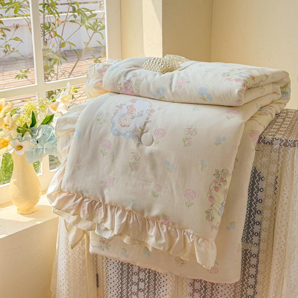 Korean Style Cotton Lace Air Conditioning Quilt - Floral Rabbit Pattern, Machine Washable, Summer Thin and Cool.