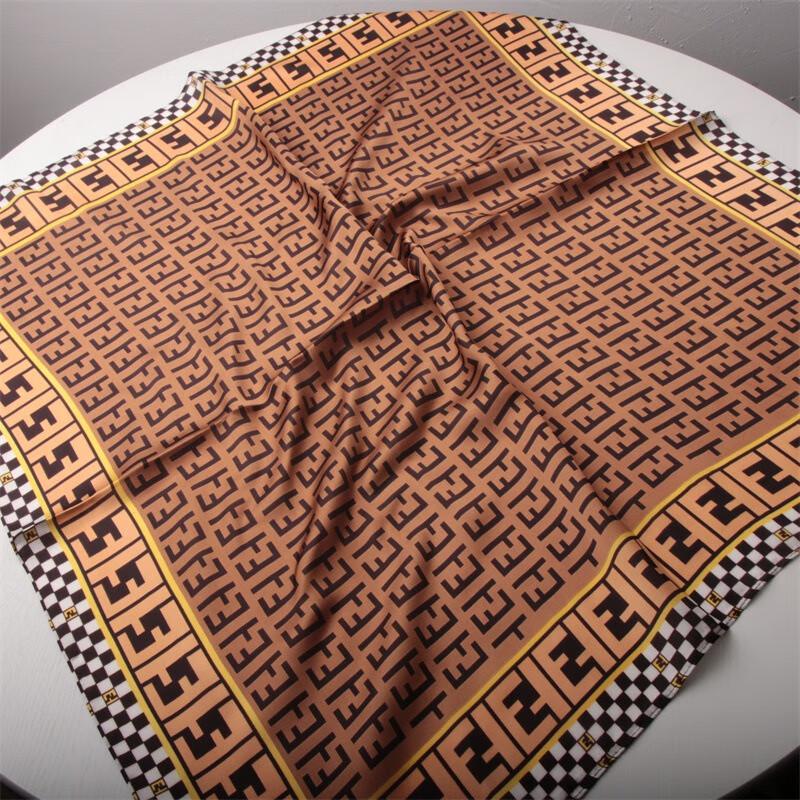 Women's Robin Print Chiffon Square Scarf