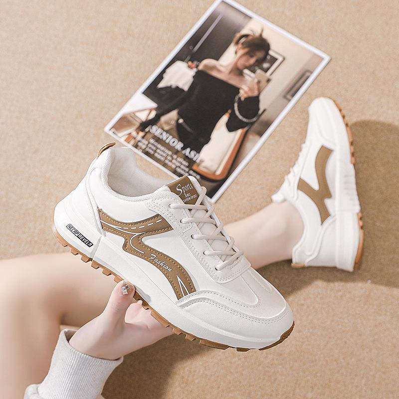 2025 popular autumn student running sports shoes outdoor travel soft-soled casual shoes fashion Korean version of Forrest Gump shoes women
