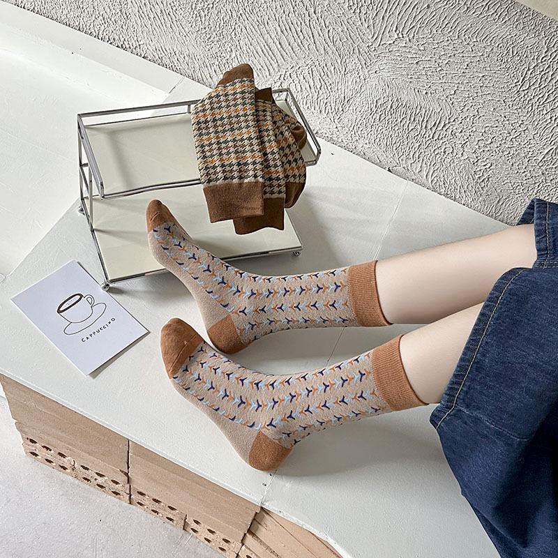Women's Japanese Retro Mid-Calf Ruffle Socks - Thick, Warm, Cotton for Autumn and Winter