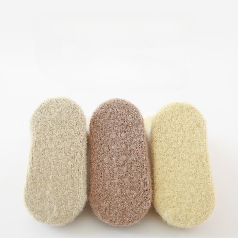 Chaussettes d'hiver pour nouveau-né, épaisses et chaudes en velours, mignonnes chaussettes tube à dessin animé