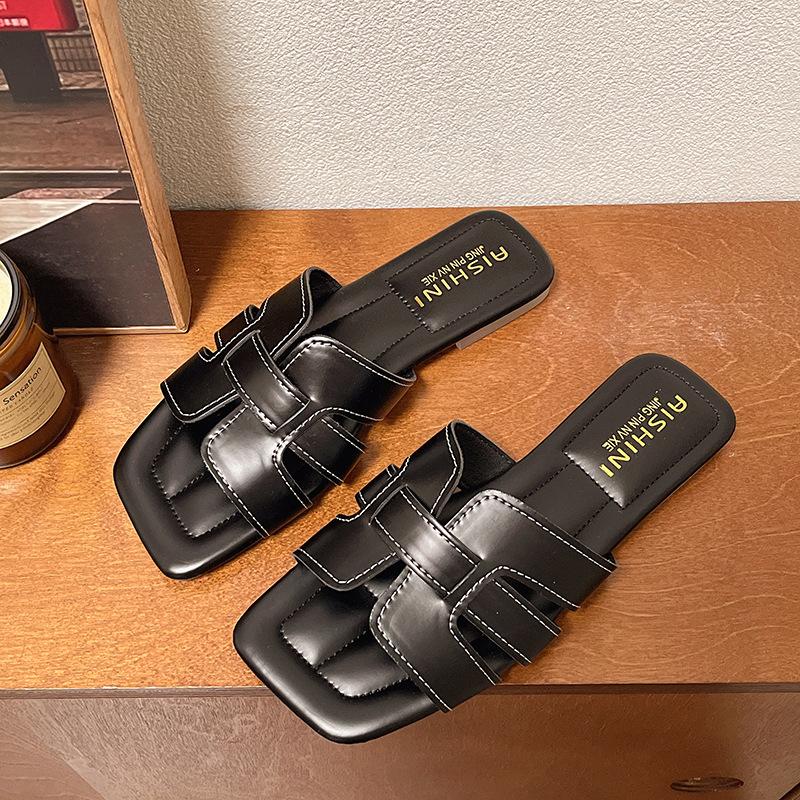 Retro Xiaoxiangfeng flat-bottomed slippers for women's summer wear 2025 spring and summer new models, one-pedal beach cool slippers for women
