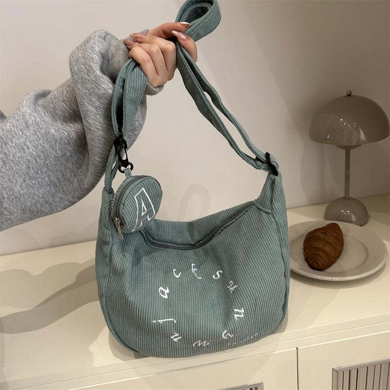 Versatile fashion letter messenger bag women's 2025 new casual corduroy large capacity shoulder dumpling bag