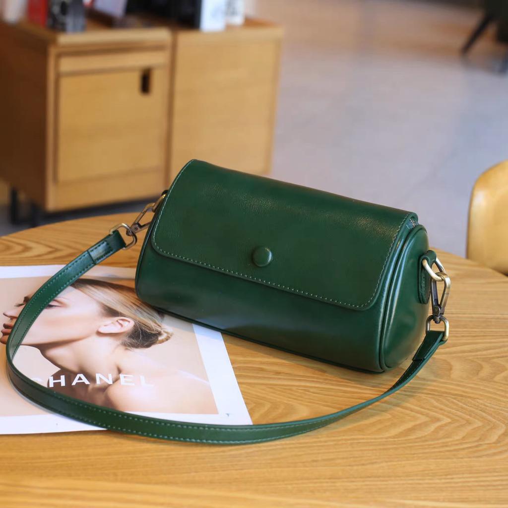 2026 New Round Bag, Underarm Bag, Genuine Leather Women's Bag, Fashionable and Versatile, Niche DesignHigh-Quality Crossbody Bag