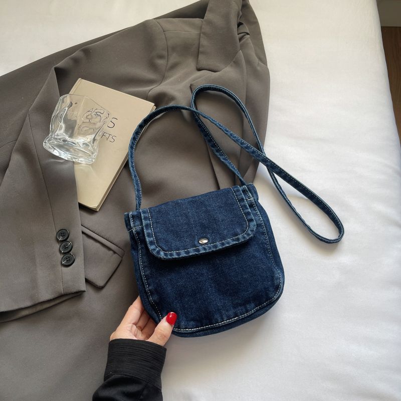 

All-Matching Ins Denim Small Bag Women 2025 New Fashion Mobile Phone Bag Square Sling Bag Summer High-Grade Messenger Bag Dark blue