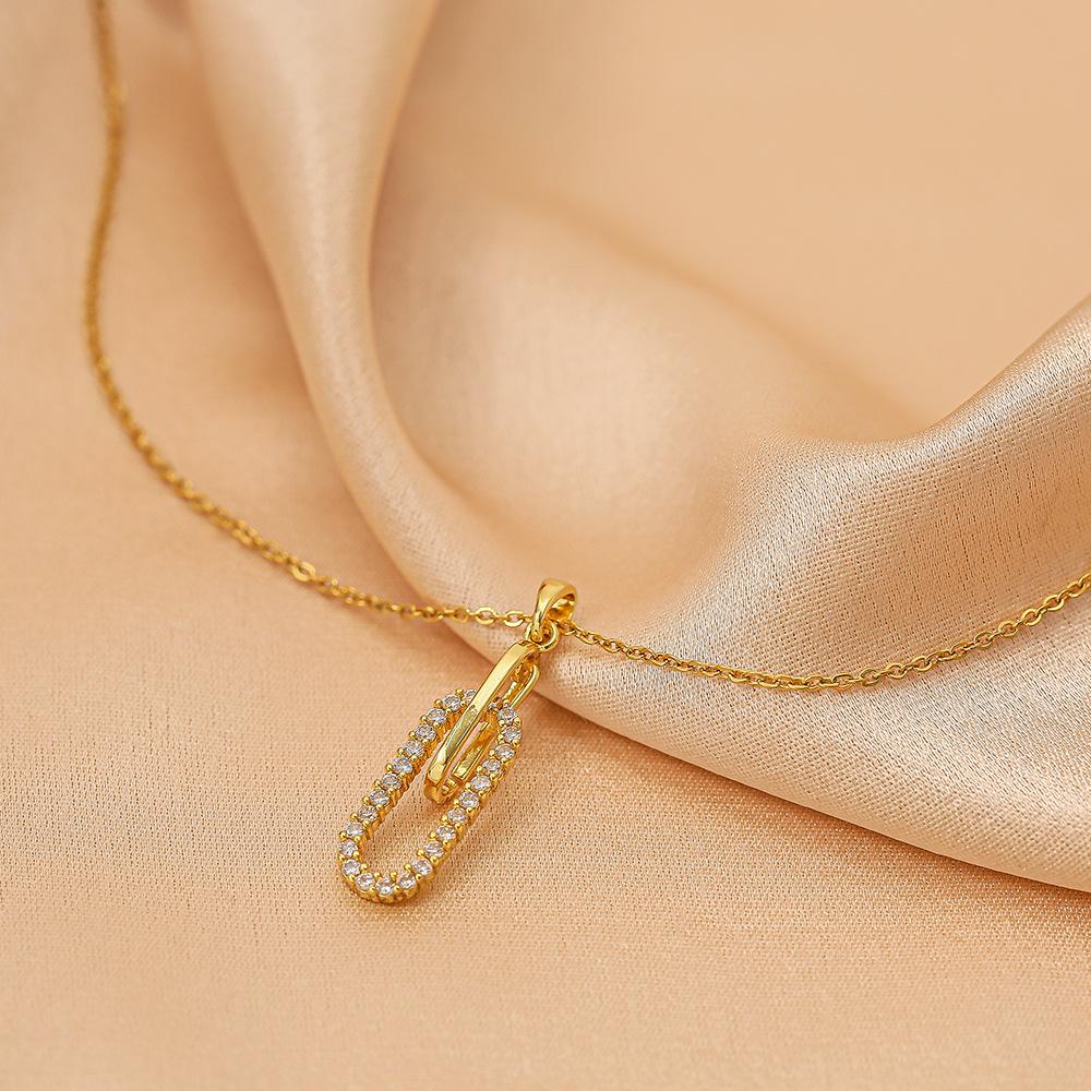 Golden Luxury Diamond Titanium Steel Necklace Women Fashion Slim Waist H Pendant Collarbone Chain