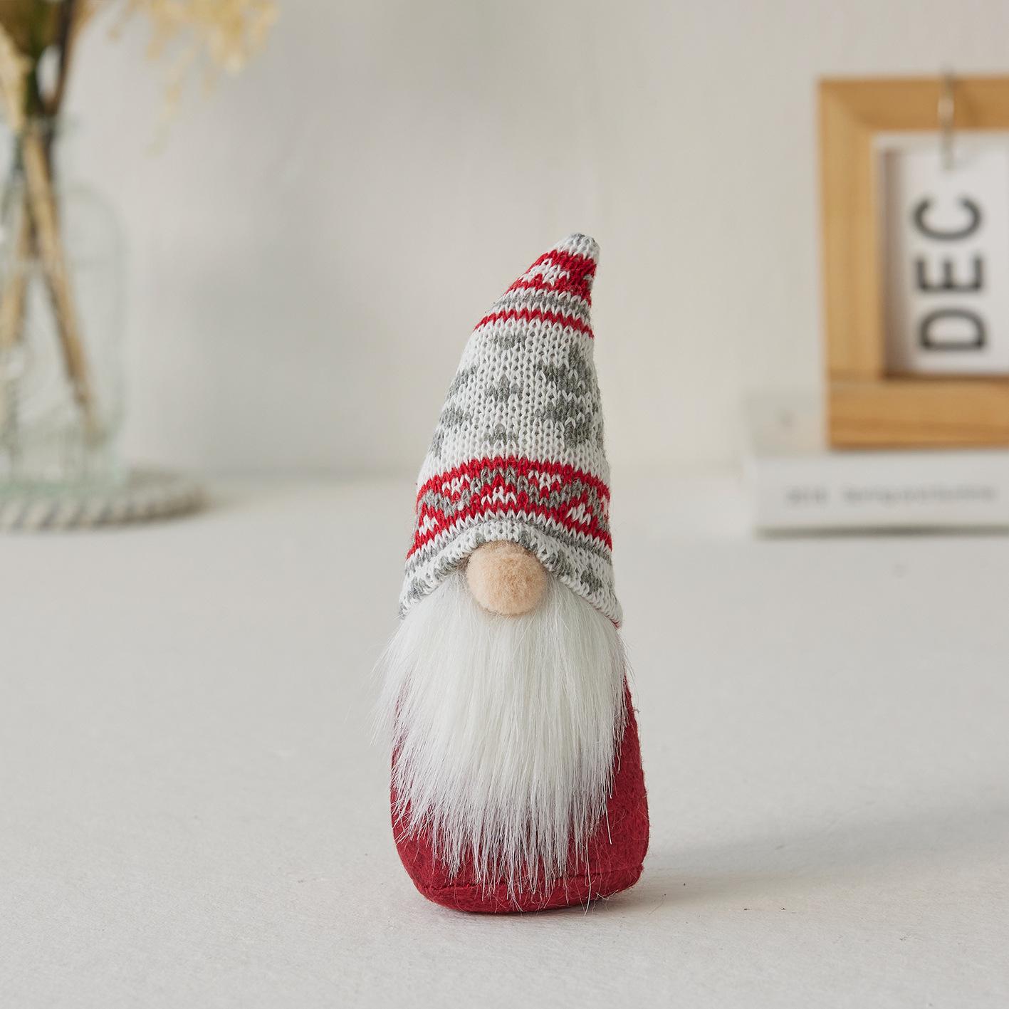 Snowflake Knitted Hat Forest Old Man Christmas Ornament - Creative Faceless Doll Decoration
