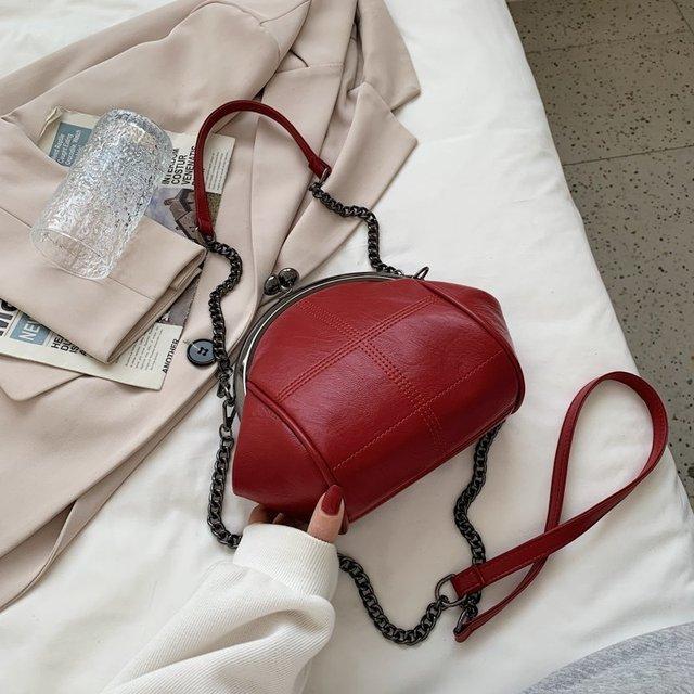 

Vintage Shell Crossbody Messenger Bag Bags for Women 2026 Retro Small PU Leather Lady Chain Brand Shoulder Bags Handbags Purse 26x21.5x10.5cm червоний