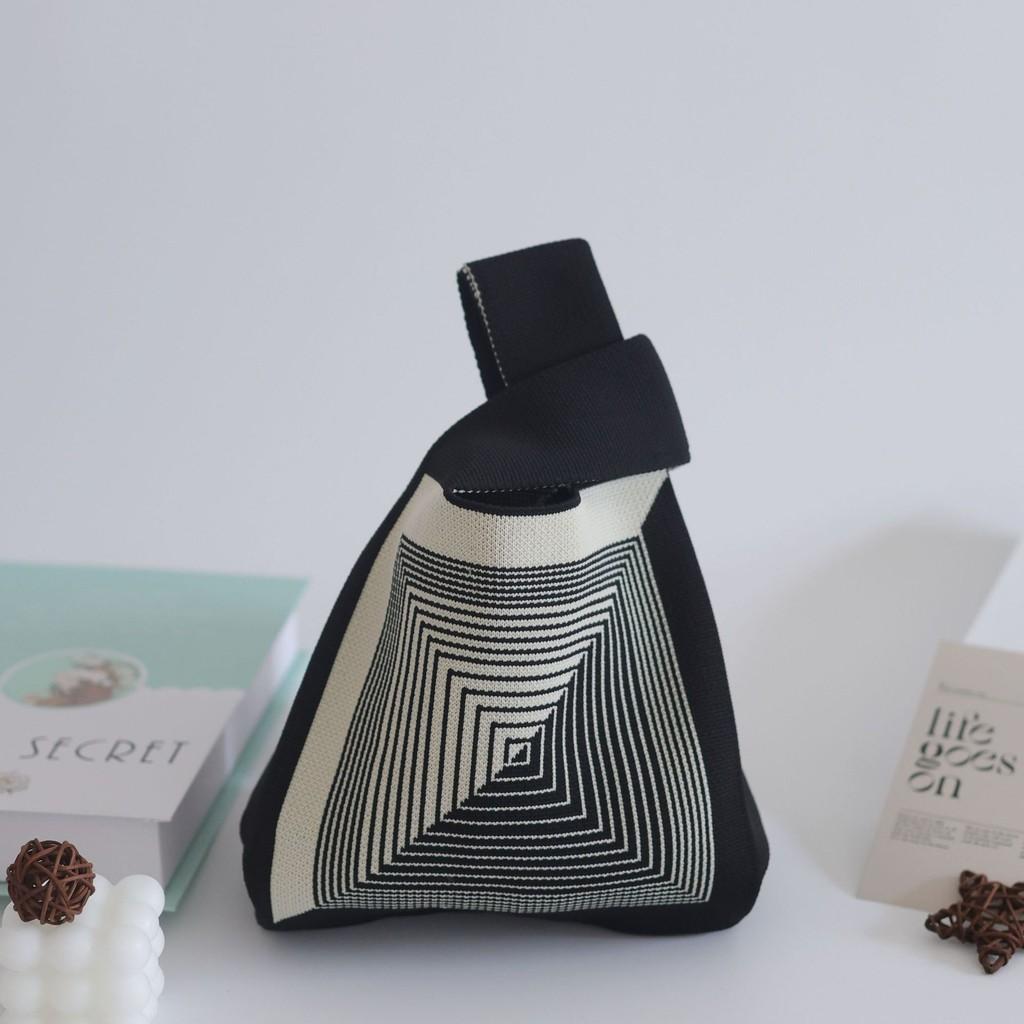 Trendy Knit Bucket Bag For Women Soft And Spacious Tote Bag With Eye-catching Patterns Ideal For Daily Wear And Gifts