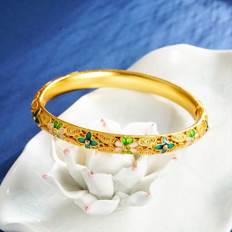 Flower Buckle Hollow Out Exquisite Women s Ethnic Style Palace Style Accessories Bracelet 17CM