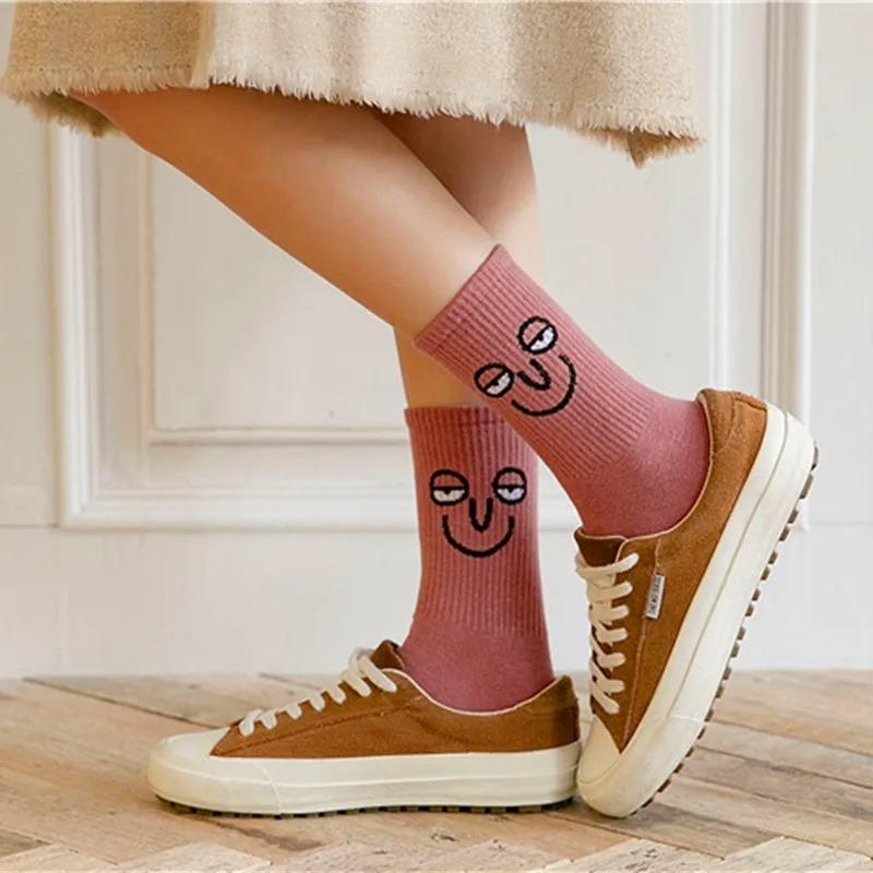 3 Paar Socken Damensocken Wadensocken Koreanische Socken mit schrulligem Ausdruck Cartoon-Trendsocken im College-Stil