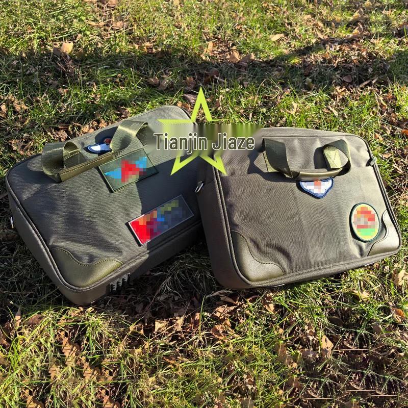 Деловой офисный портфель большой вместимости