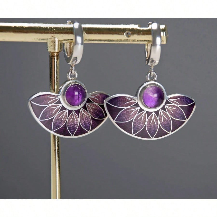

Fan-Shaped Purple Round Earrings, Petal Texture Design, Suitable For Thanksgiving Christmas Folk Gatherings, Retro Elegance, Unique Texture Details