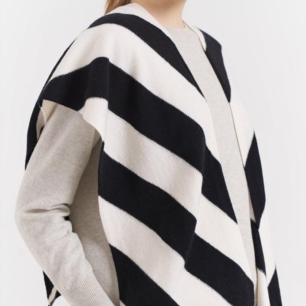 Dal Cashmere Shawl Cape Black White