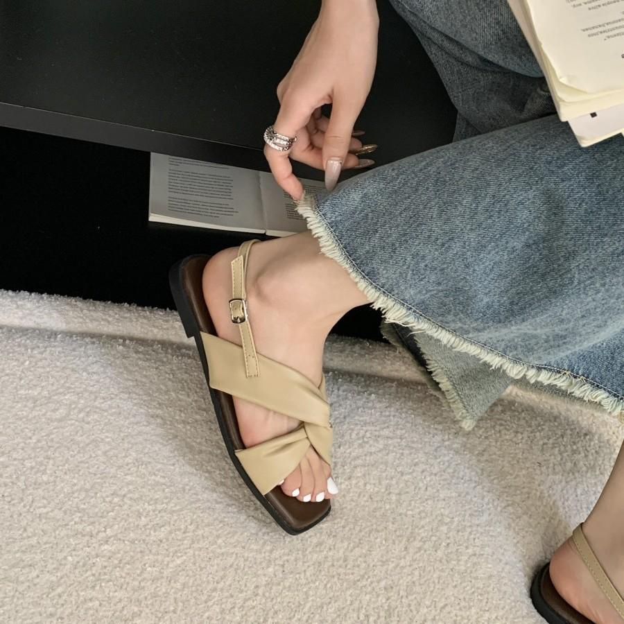 2025 vintage Roman open-toed soft leather cross-strapped sandals women's outer wear summer flat bottom with skirt one-word sandals