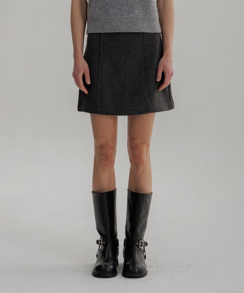 PANDORAFIT Pond Wool Short Skirt
