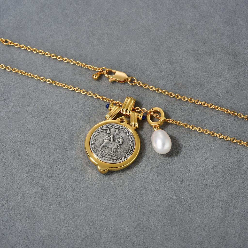 Vintage Heavy Industry Creates Double-Sided Embossed Sun God Apollo Ancient Coin Natural Pearl Pendant Necklace