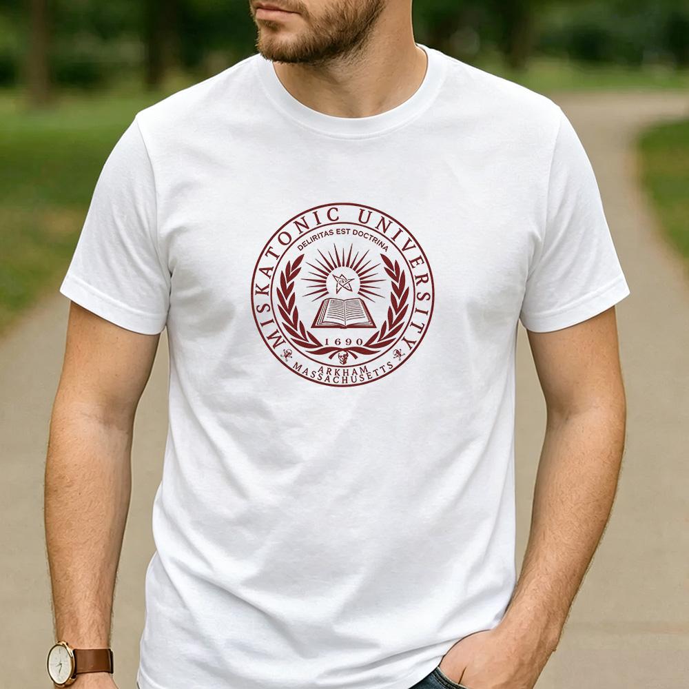 Miskatonic University Arkham Massachusetts 1690 Occult Graphic T Shirt Unisex Cotton Dark Horror Lovecraft Fan Vintage Tee