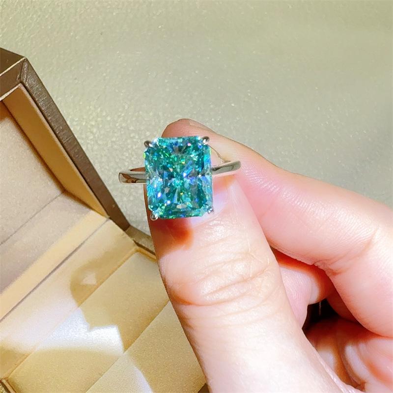 Anello Irregolare in Moissanite Verde Menta Taglio Fiore per Donna - Moda Europea e Americana
