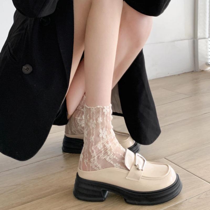 Women's Summer Thin Versatile Sweet Mesh Lace Mid Tube Stack Socks