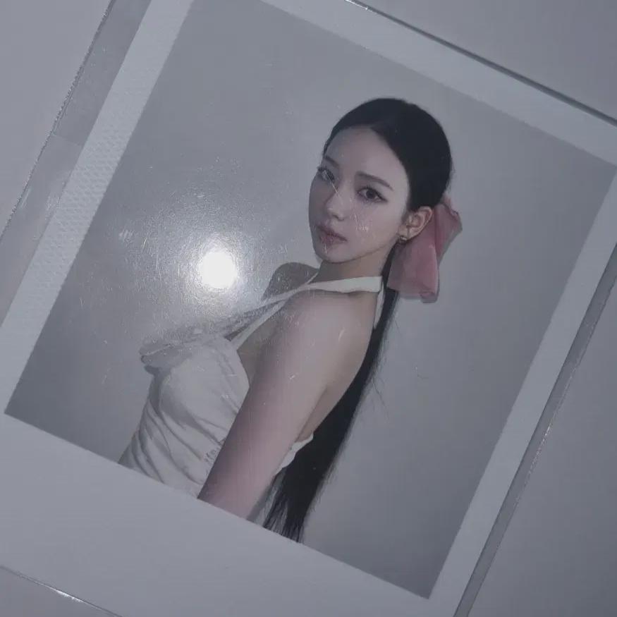 

Только сегодняшняя скидка) 2024 Приветствие к сезону Aespa Карина Нераспечатанный Полароид