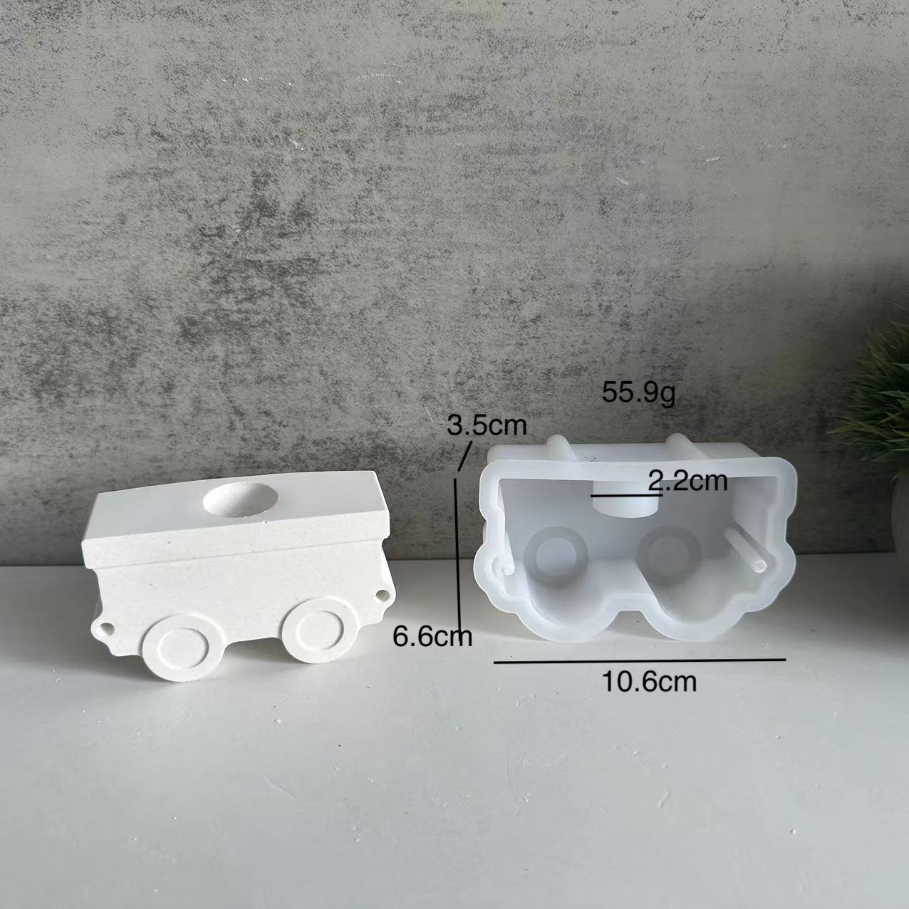 

Fuuny Train Ornament Candle Holder Silicone Mold Locomotive Candlestick Plaster Molds Train Box Plug-in Concrete Plaster Mould