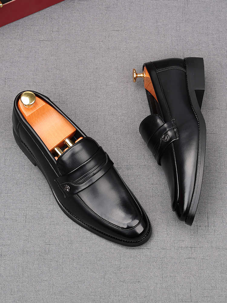 Fashion New Arrival Men's Loafers Pointed Black Comfort Business Flats Shoes Male Designer Homecoming Wedding Dress Footwear