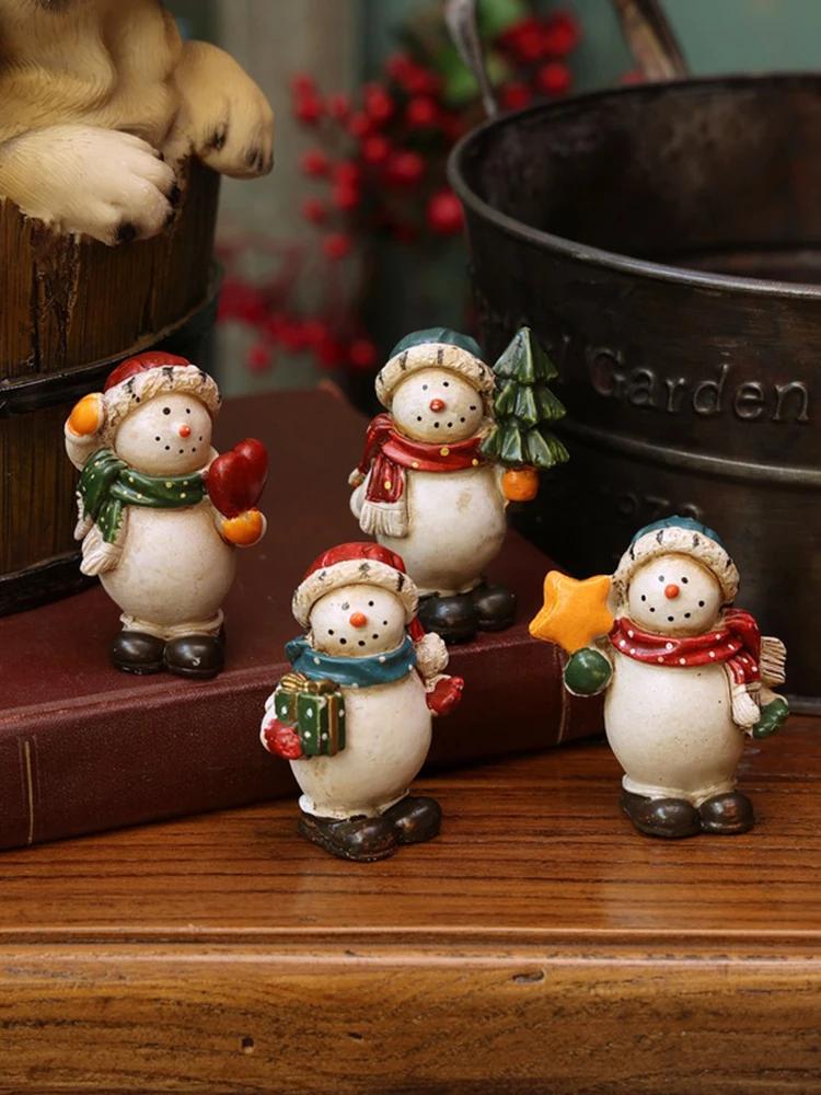 Cute Christmas Holiday Atmosphere Snowman Retro Resin Decor On Desk New Year Ornaments Photography Props Home Decoration