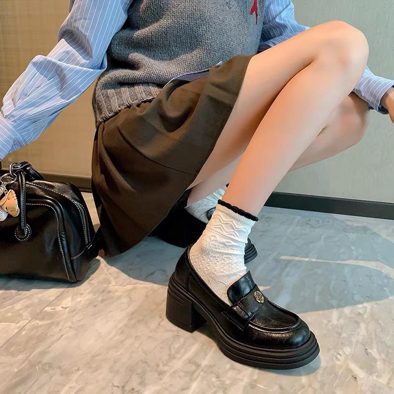Cowhide version Camellia thick heel heightened platform loafers round head medium heel single shoes women's high heel small leather shoes British s
