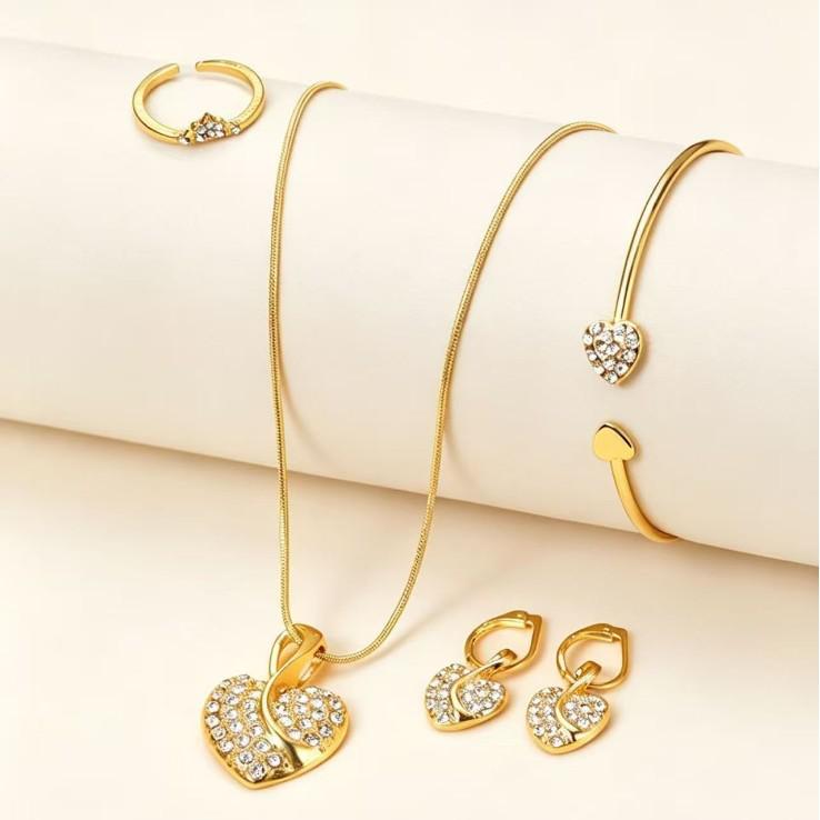 Heart-Shaped Pendant Clavicle Necklace, Earrings, Ring, and Bracelet Bridal Jewelry Set
