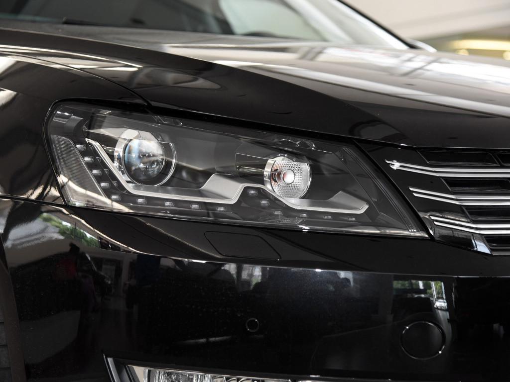 Volkswagen Magotan Passat B7 (2011-2015) Headlight Back Cover