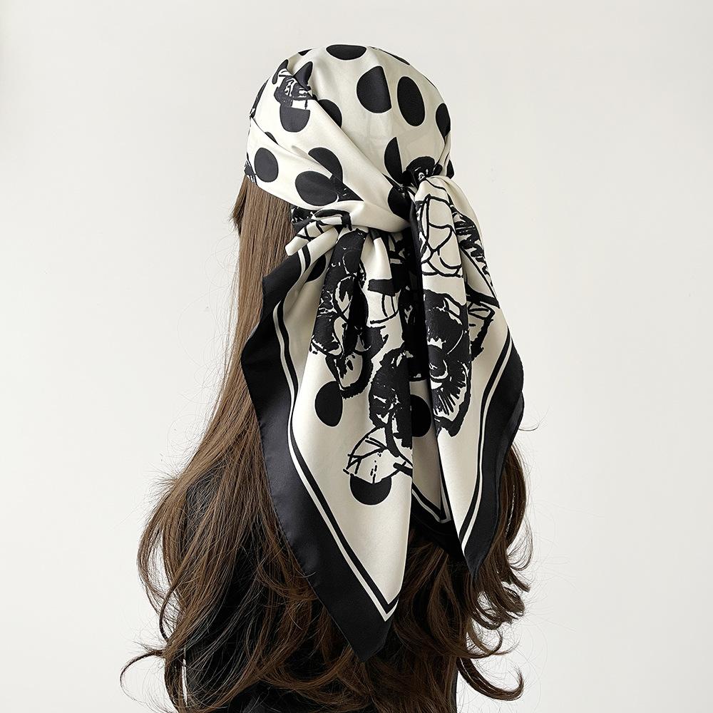 Nouveau Foulard de Printemps à Pois Rose en Soie Imitation pour Femmes Foulard Carré Tempérament Simple et Luxe Léger Foulard Protection Solaire