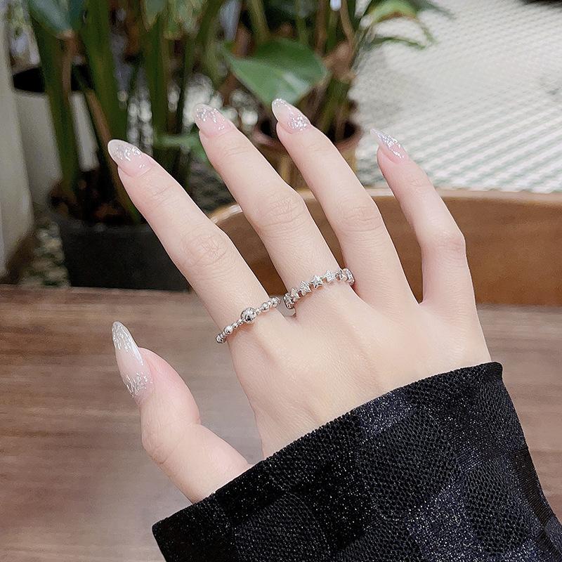 Nischdesign är enkel, full av diamanter och stjärnor, Söt temperament Pekfingerring, Damernas Högklassig Känsla Öppen Ring
