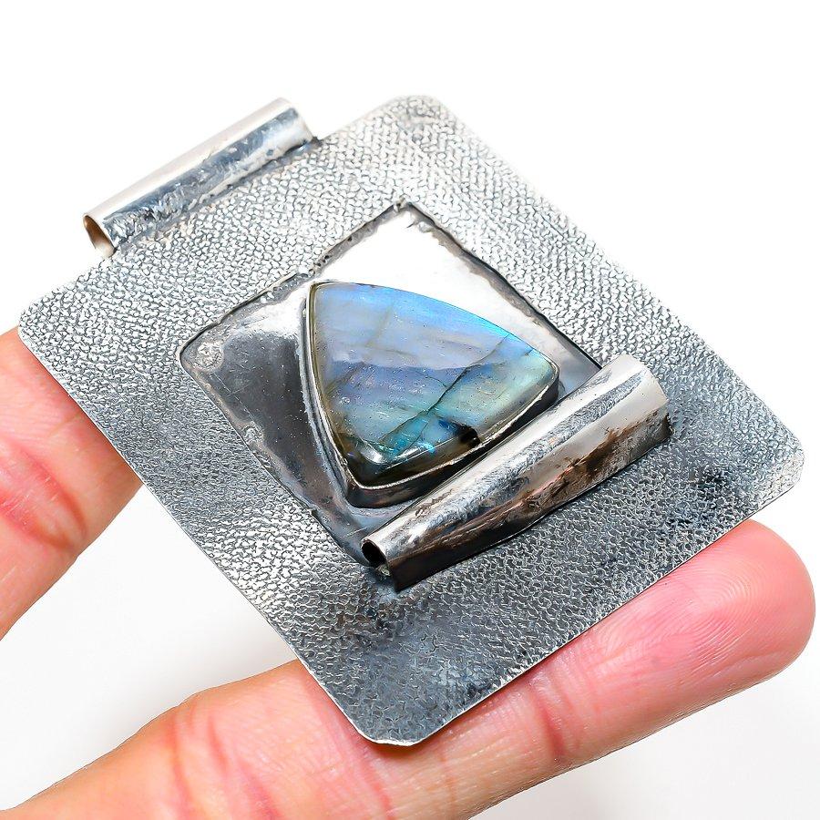 

Подвеска из серебра 925 пробы с натуральным лабрадоритом ручной работы 2,56 дюйма A9d23