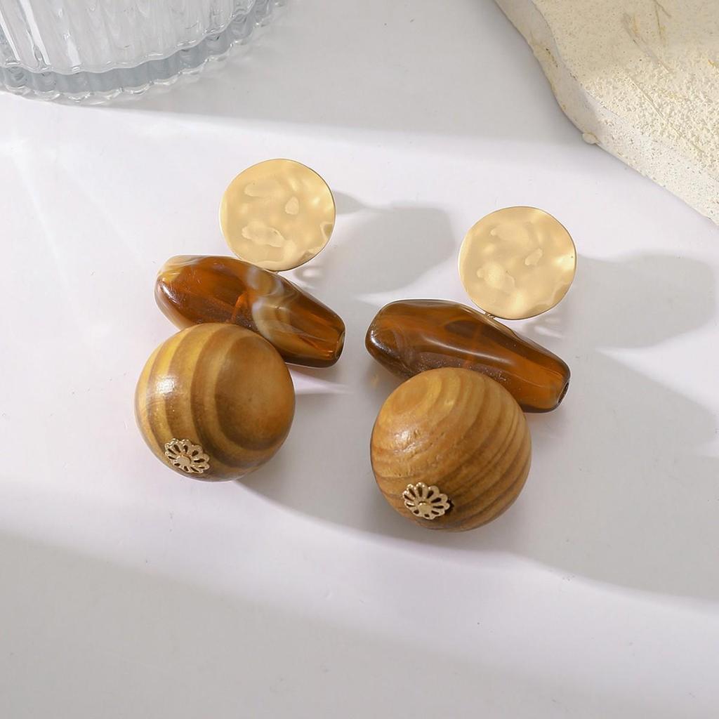 Versatile High-end Geometric Handmade Retro Faux Wood Stud Earrings for Women
