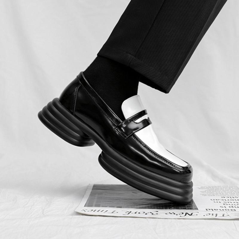 Fashion Shoes for Men Square Head Casual Leather Shoe British Style Derby Shoe Leather Men Loafers Shoes High Quality Casual Men Shoes