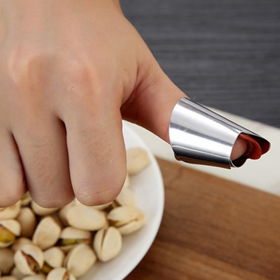 Nerezová škrabka na ořechy Nástroj na ochranu prstů Kuchyňské skořápky ovoce