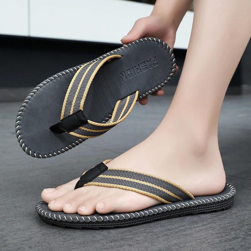 Fashion Men's flip flops summer new lightweight rubber woven slippers fashion casual outdoor sandals breathable anti slip beach shoes
