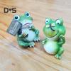 Cartoon Nebel Figurine Harz Willkommen Libelle Frosch Statue Skulptur Home Office Desktop Indoor Outdoor Garten Dekoration Ornament