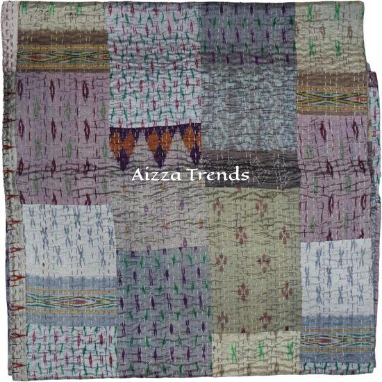 Aizza Trends Cuvertură Kantha din bumbac pur lucrată manual - Pătură decorativă tradițională indiană-Cuvertură vintage din sari de mătase de bumbac
