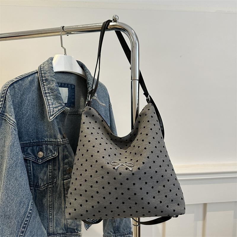 Trendy Contemporary Fashionable Shoulder Backpack With Elegant Patterns For Daily Use