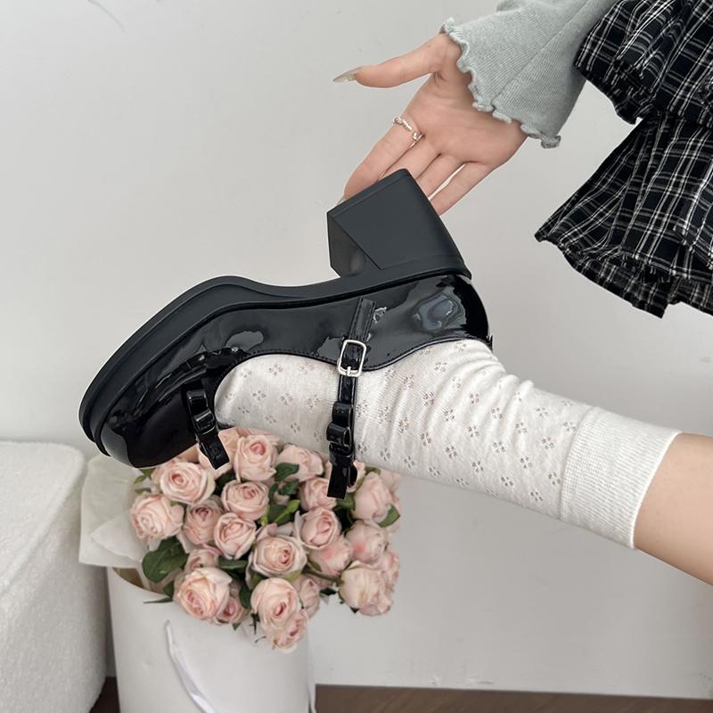 Mode Eleganta Mary Jane-skor med hög klack och rosett Kvinnor Ankelspänne Plattforms-pumps Dam Japanska Lackläder Lolita-skor Kvinna