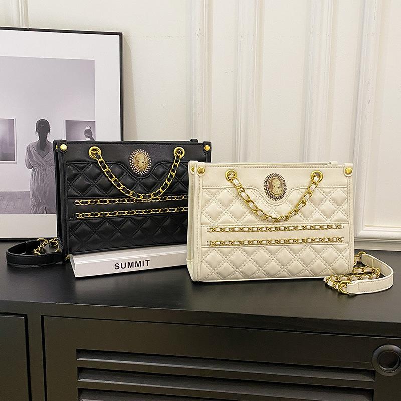 2025 Spring and Summer New Simple Large-capacity Bag Women's Diamond Chain Tote Bag Foreign Style Niche Shoulder Bag