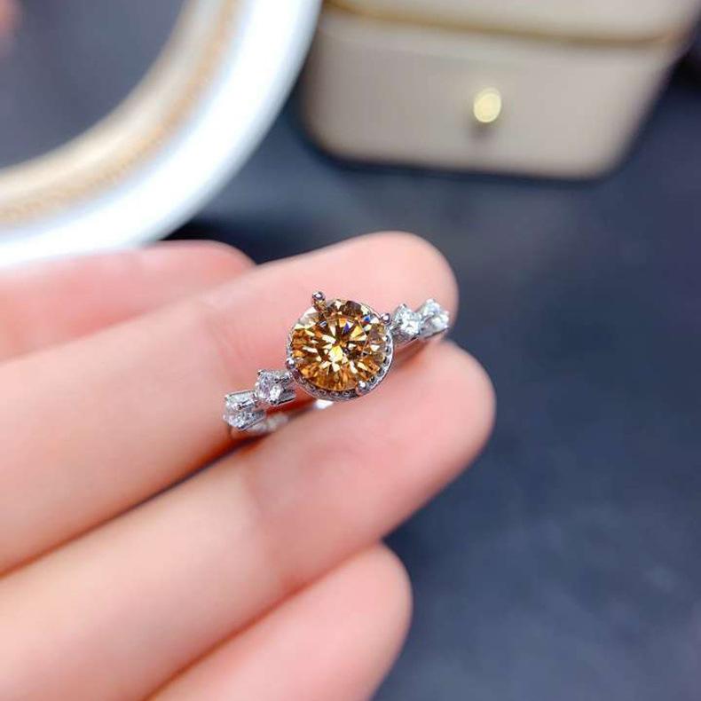Cincin Batu Sampanye Wanita Perak Murni 925 Mewah Cincin Pernikahan Jari Berlian Mode untuk Wanita Cincin Pertunangan untuk Wanita