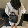 Popular Small Bag Women's New Versatile Messenger Bag High-end Texture Niche Portable Bucket Bag