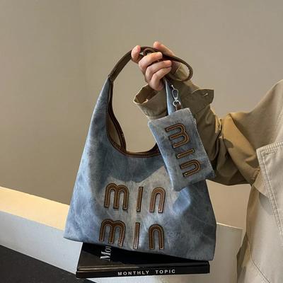 Damentasche mit großem Fassungsvermögen  Reisetasche  Freizeittasche  modisch im Trend  Schultertasche
