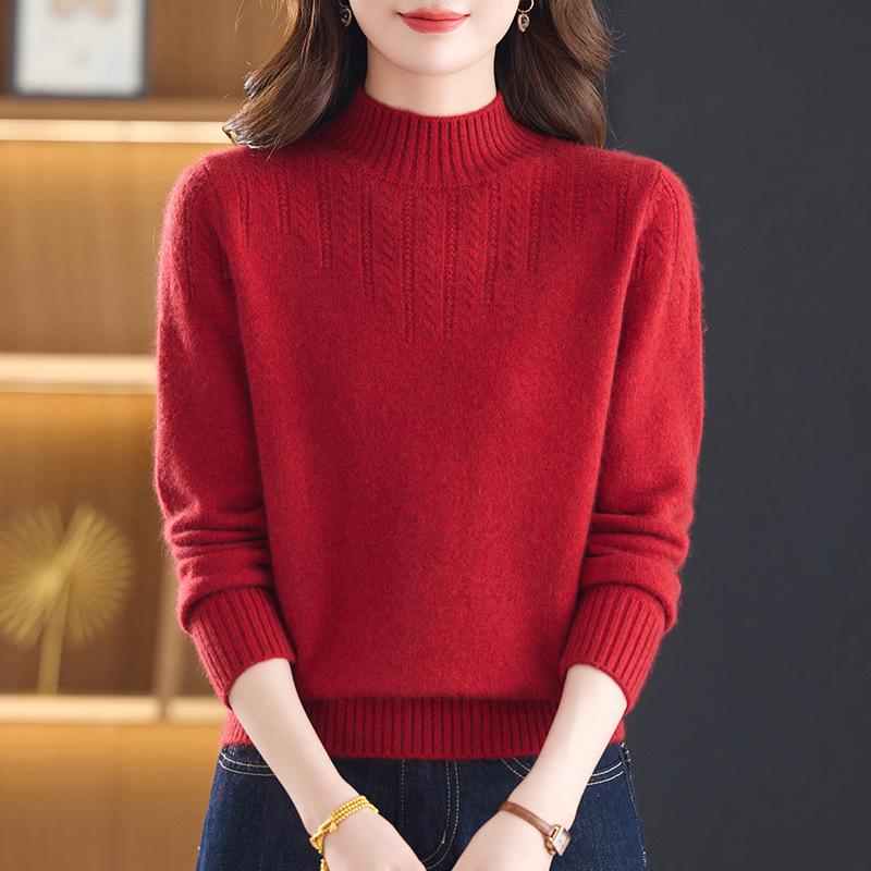 Women's Thickened Cashmere Sweater - Autumn/Winter New Style, Half-High Collar, Warm Wool Base Layer.