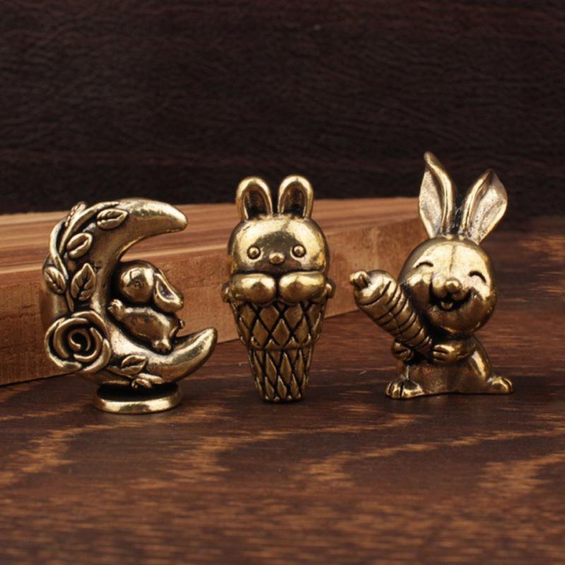 Niedliche Messingstatue Kaninchen im Vintage-Stil Kaninchenfigur Feng Shui Landschaftsbau Heim Schreibtisch Büro Regal Ornament Osterdekoration