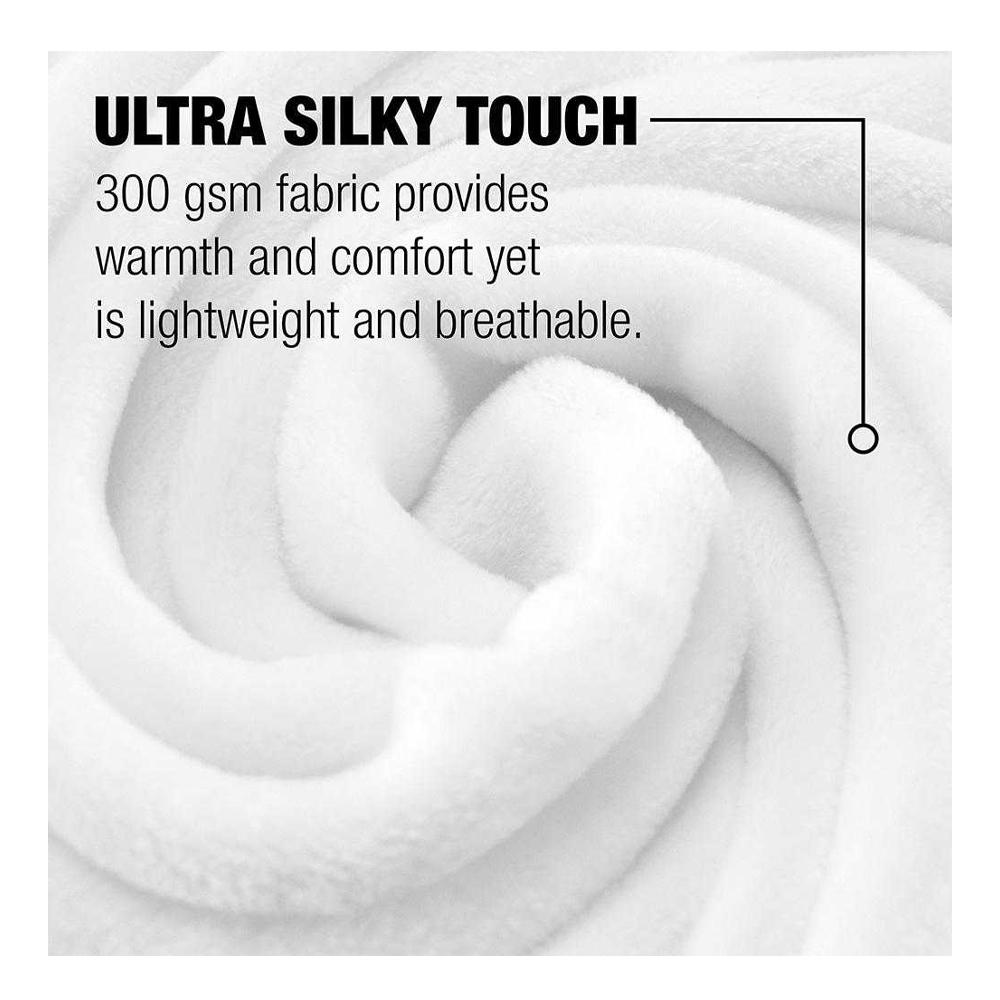 JQ Licensing Silky Dreamcatcher Wolf Supersoft Blanket